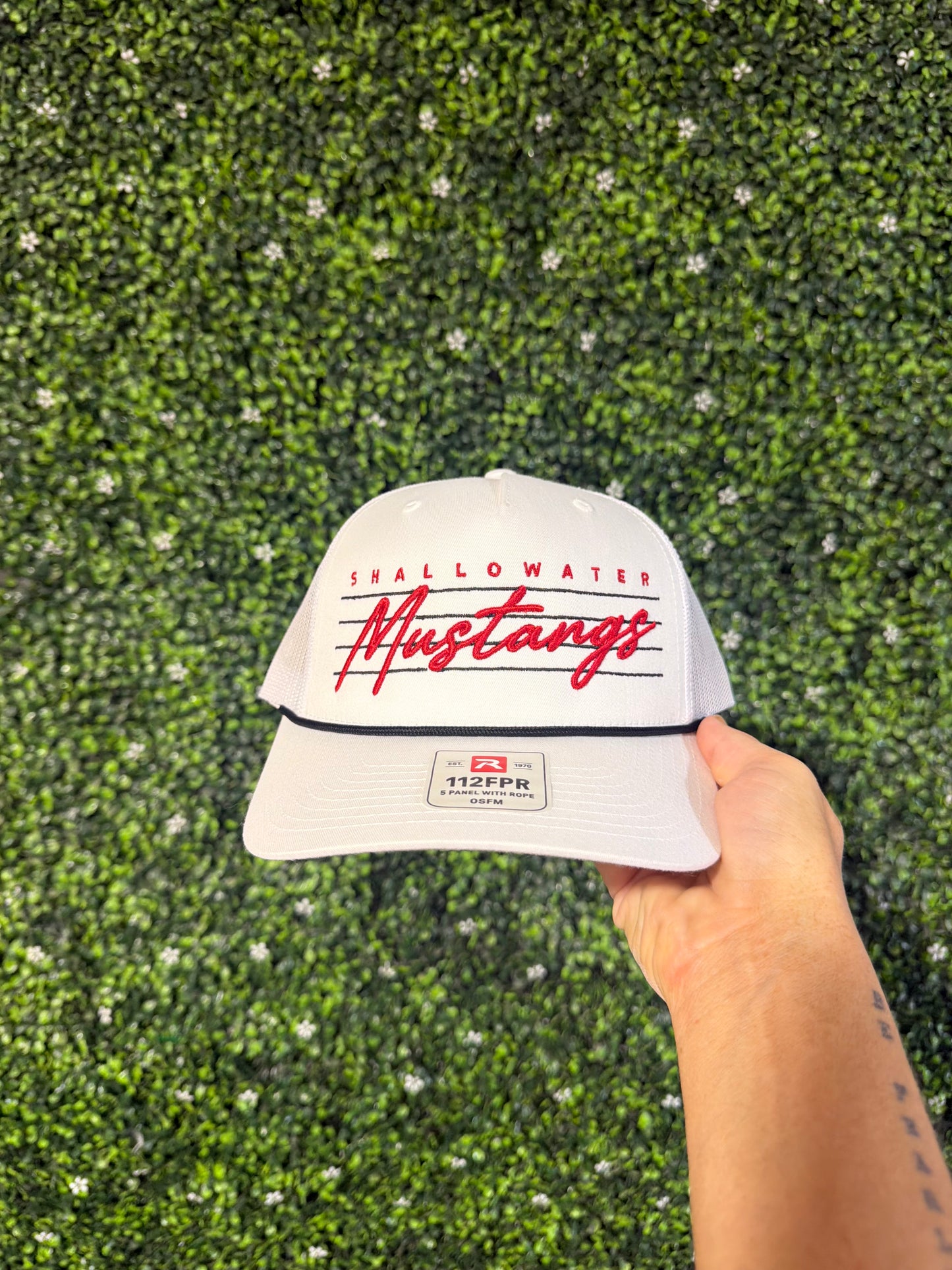 RETRO MUSTANGS - HAT