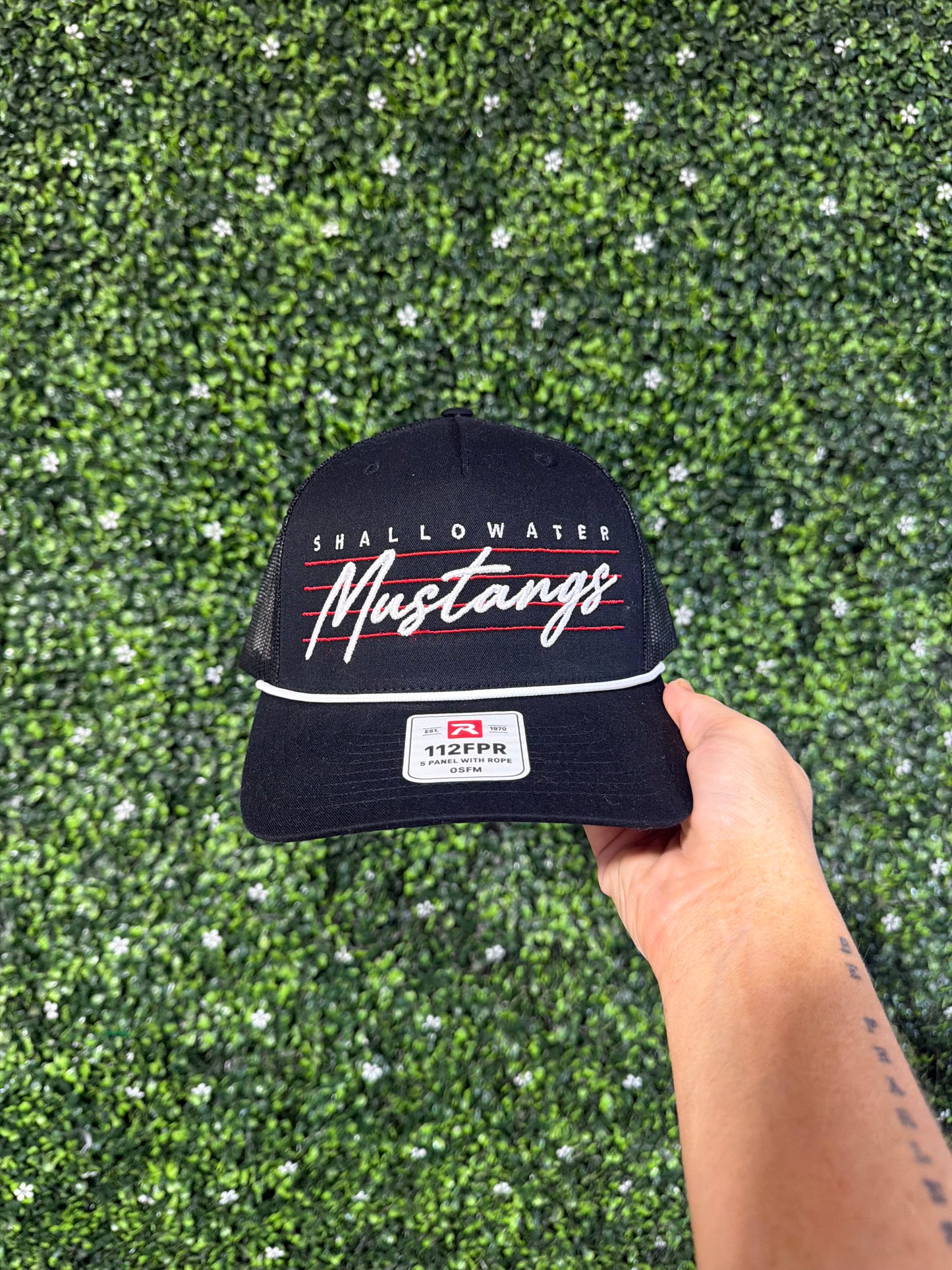 RETRO MUSTANGS - HAT