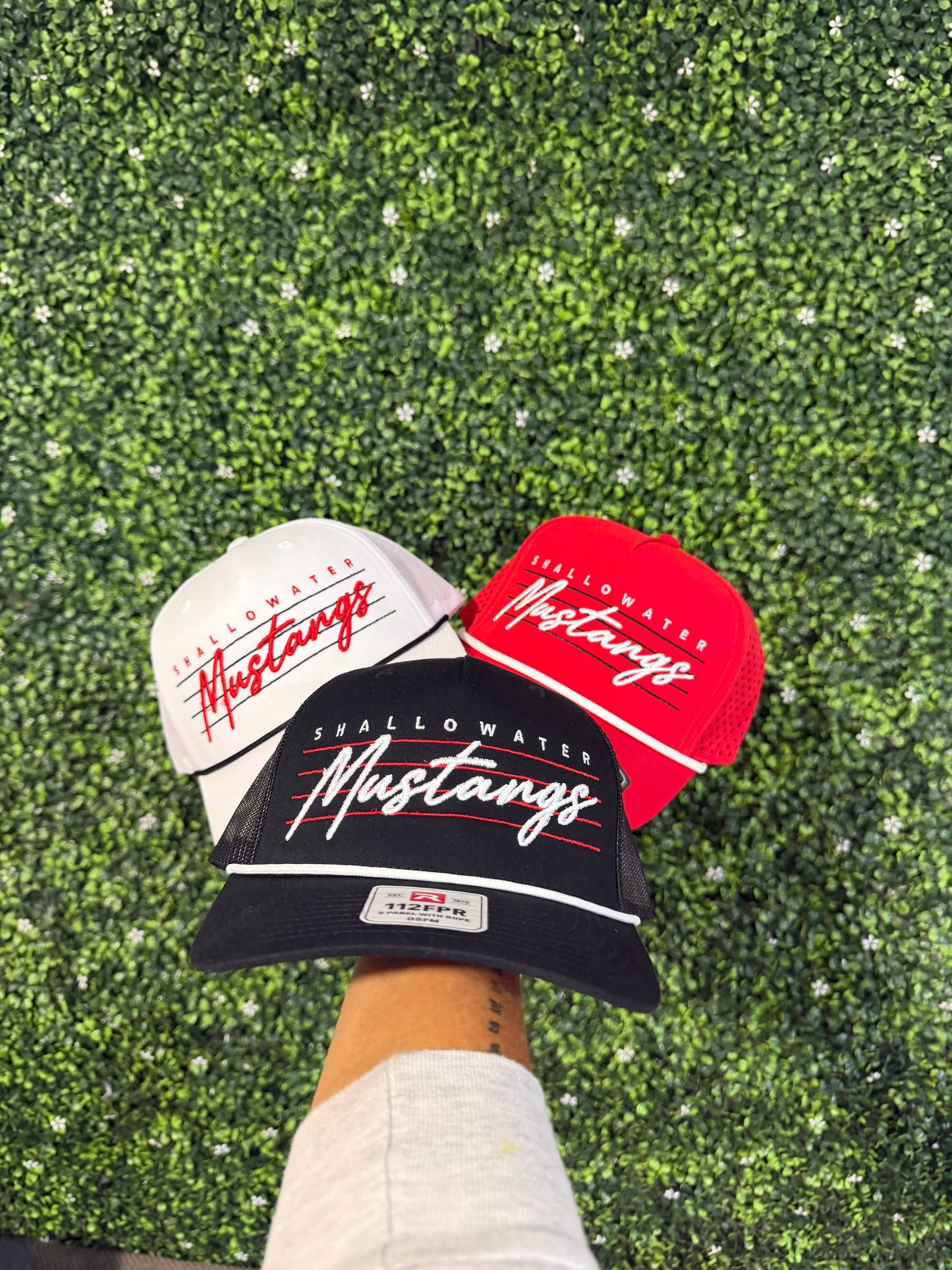RETRO MUSTANGS - HAT